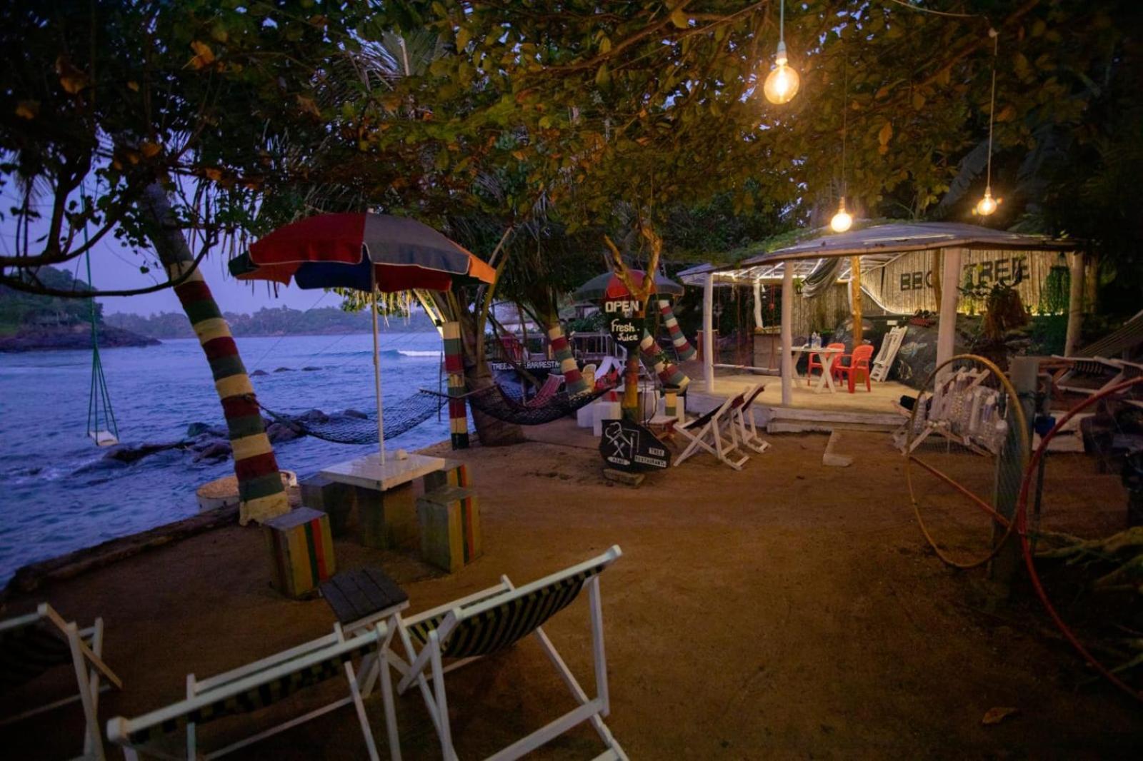 Light House Beach Home Matara Exterior foto